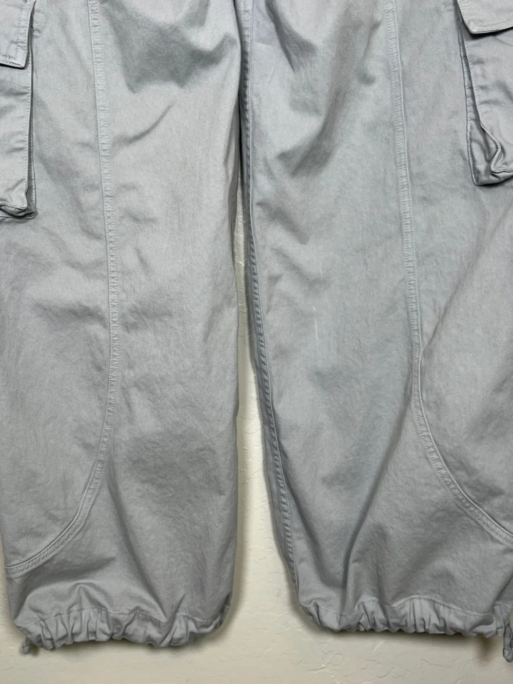 REVICE Women’s Size S Light Gray Maverick Wide-Leg‎ Cargo Pant